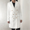 Blazer avec boutons dorés